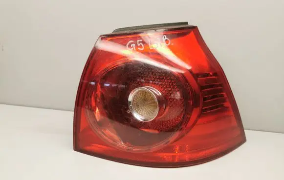 Volkswagen Golf V Rear/tail lights 1K6945096E