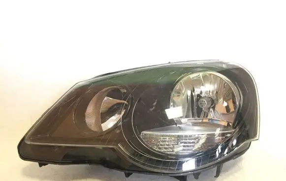Volkswagen Polo Headlight/headlamp 1EE24701921