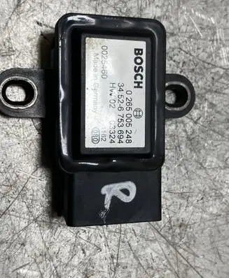 BMW 5 E39 ESP acceleration yaw rate sensor 265005248 6753694