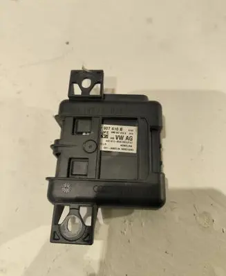 Audi Q3 8U Other control units/modules 4m0907410 4k0907681