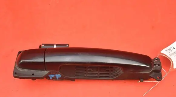 Suzuki SX4 Front door exterior handle