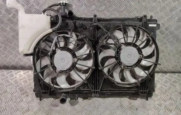 Mitsubishi Outlander Radiator set 