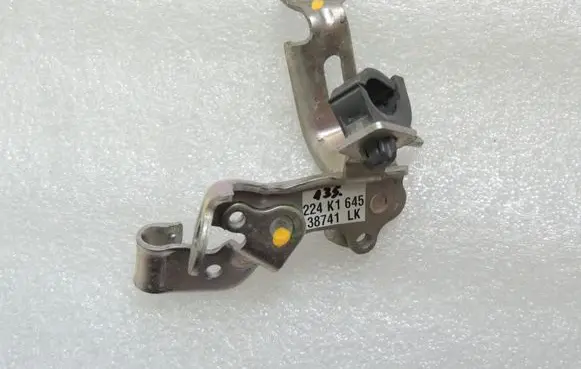 Toyota Yaris XP210 Gear shift cable bracket 33829K0010