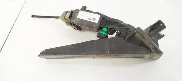 Volkswagen Touran I Accelerator throttle pedal 1T1723503H 6PV00868901