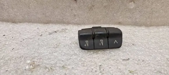 Audi A4 S4 B6 8E 8H Steering wheel buttons/switches 8E0951527A