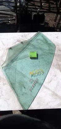 Citroen C4 I Front door window glass four-door 1212123