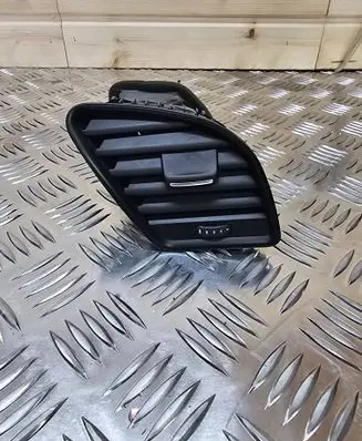 Audi A4 S4 B8 8K Dashboard side air vent grill/cover trim 8K1820902B
