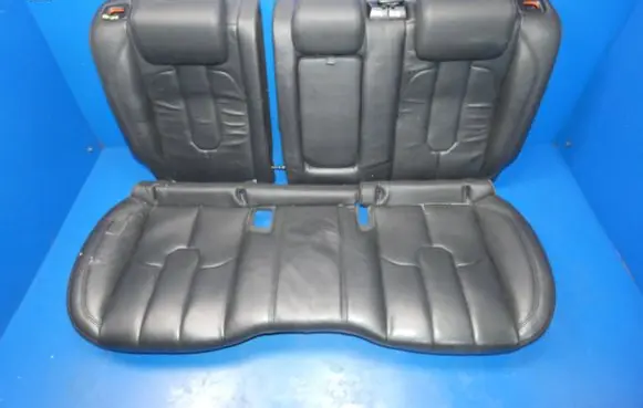 Land Rover Evoque I Second row seats 