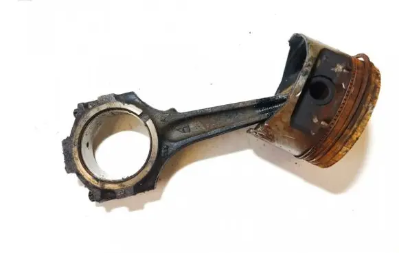 Ford Galaxy Piston with connecting rod