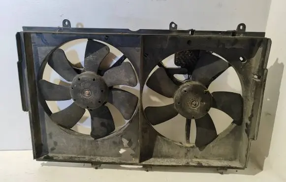 Mitsubishi Outlander Fan set 
