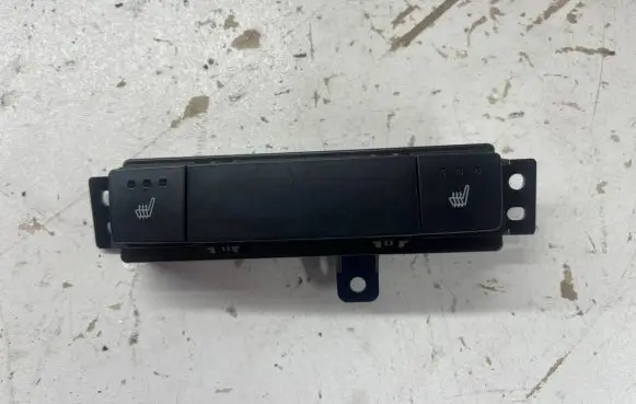 Lexus RX 450H Seat heating switch 75J243