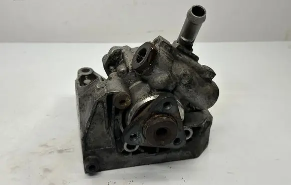 BMW 3 E90 E91 Power steering pump 3450765 32413450765 32416768155