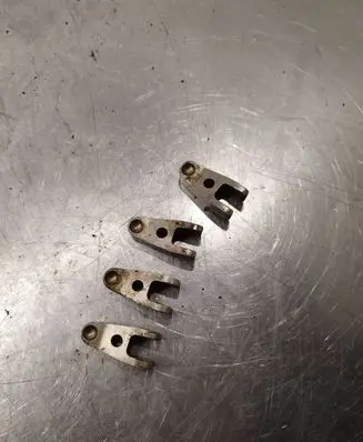 Mercedes-Benz E W211 Fuel Injector clamp holder 