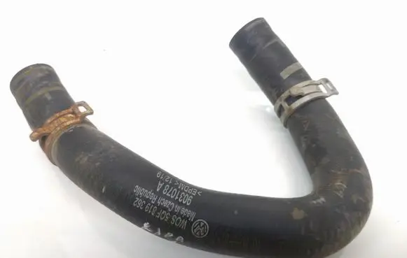Volkswagen Tiguan Engine coolant pipe/hose 5QF819362 9031078A