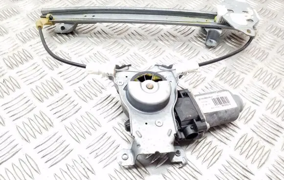 Nissan Qashqai Rear door window regulator with motor 402052A