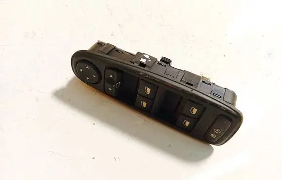 Citroen C4 Grand Picasso Electric window control switch 96639383ZD