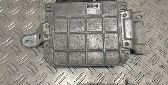 Toyota Yaris Engine control unit/module 896610D310