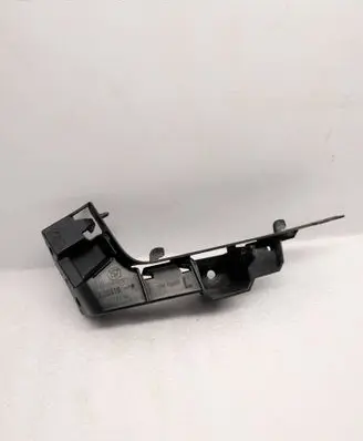 BMW X3 E83 Front bumper mounting bracket 3400919