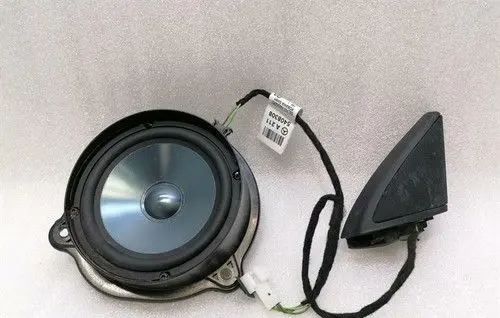 Mercedes-Benz CLS C219 Front door speaker cover trim A2198200202