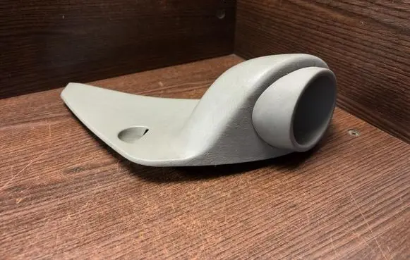 Renault Trafic II (X83) Cup holder 8200485615 93856460