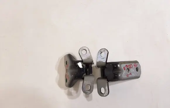 KIA Ceed Front door lower hinge 