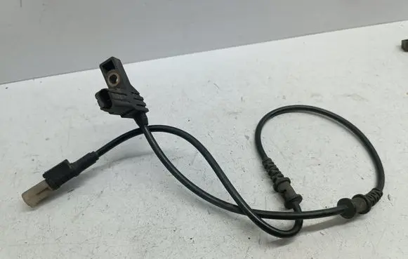 Mercedes-Benz E W211 Brake pads wear sensor A2115409508 2115409508