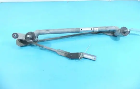Front wiper linkage