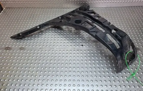 Mercedes-Benz S W222 Rear bumper mounting bracket S27705436 A2228850521