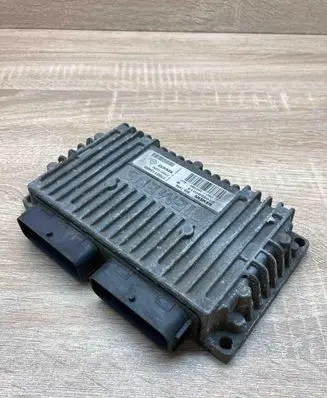 Renault Megane I Gearbox control unit/module 7700113460 S105280014B 7700110261