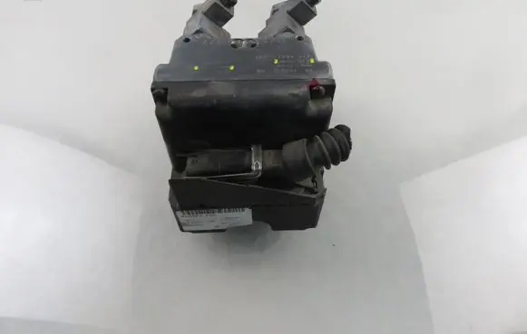 Audi A4 S4 B5 8D ABS Pump 0265218017 8D0614111B