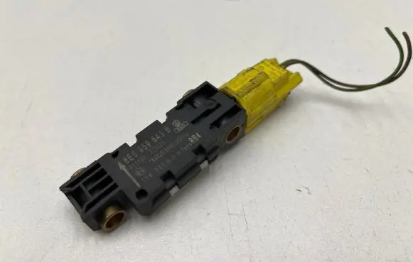 Audi A4 S4 B6 8E 8H Airbag deployment crash/impact sensor 8E0959643b