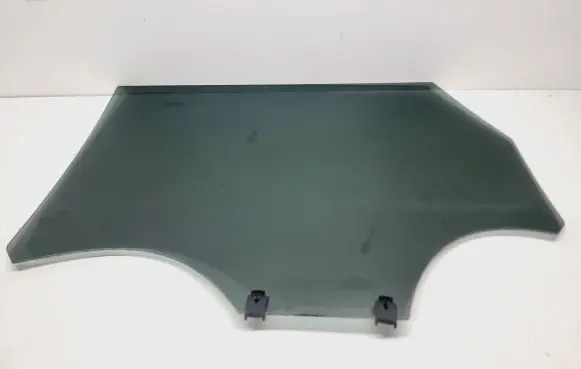 Peugeot 5008 II Rear door window glass 9821233480