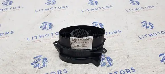 BMW 5 E39 Mass air flow meter 7787076