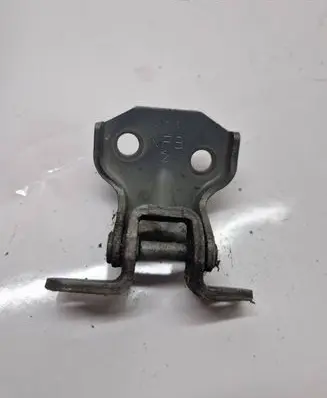 Subaru Forester SH Front door lower hinge 