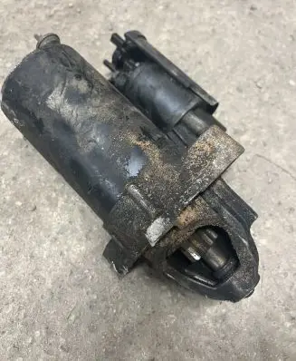 Audi A6 S6 C5 4B Starter motor