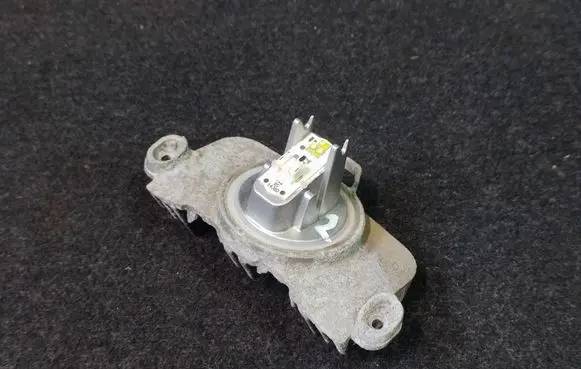 BMW 3 F30 F35 F31 Headlight/headlamp bulb 6571801694 7213114000