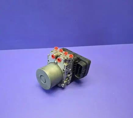 Toyota Auris 150 ABS Pump 4454012050 8954112230
