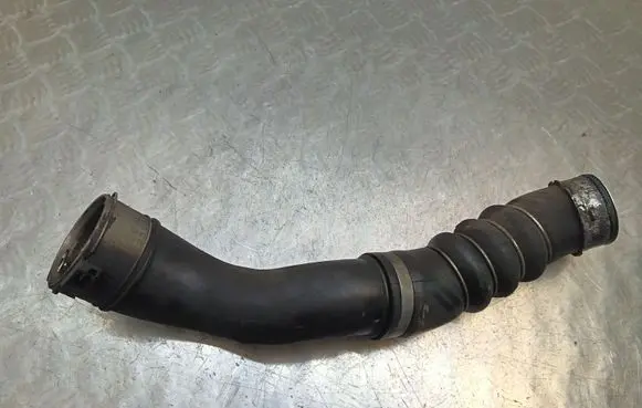 BMW 3 E92 E93 Intercooler hose/pipe 8511739