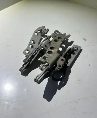 BMW 5 E39 Tailgate/trunk/boot hinge
