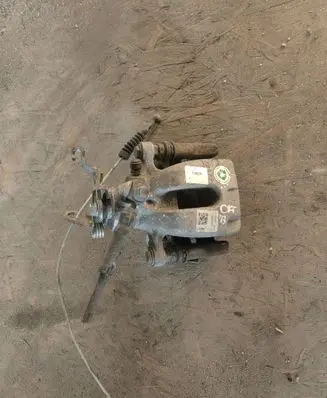 Skoda Octavia Mk3 (5E) Rear brake caliper