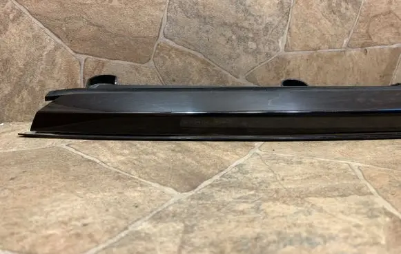 Jaguar I-Pace Third/center stoplight J9D313A613