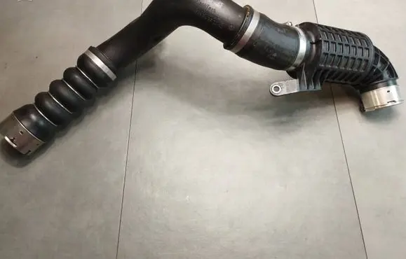 BMW X1 F48 F49 Air intake hose/pipe 8577233 00480206171