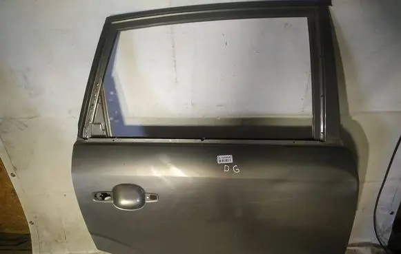 Rear door