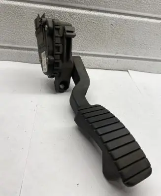 Renault Laguna II Accelerator throttle pedal 8200002904