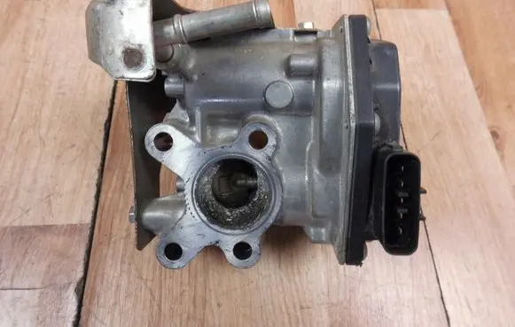 Nissan Qashqai EGR valve 14710BV80A