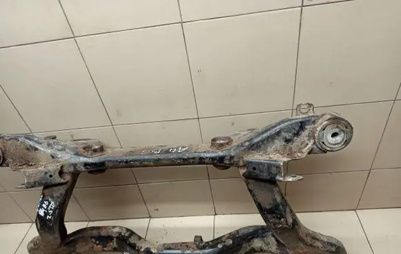 Audi A4 S4 B6 8E 8H Rear subframe 