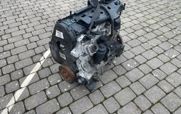 Volvo V70 Engine D5244T 30751903 TF80SC