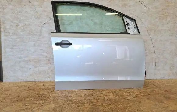 Skoda Citigo Front door