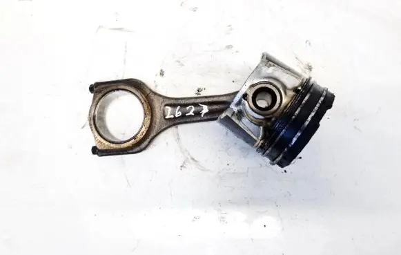Ford Fiesta Piston with connecting rod