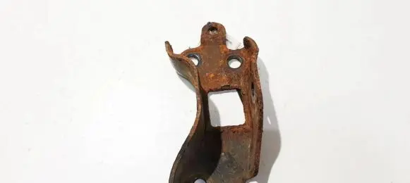 Toyota RAV 4 (XA30) Bracket in trunk/boot 